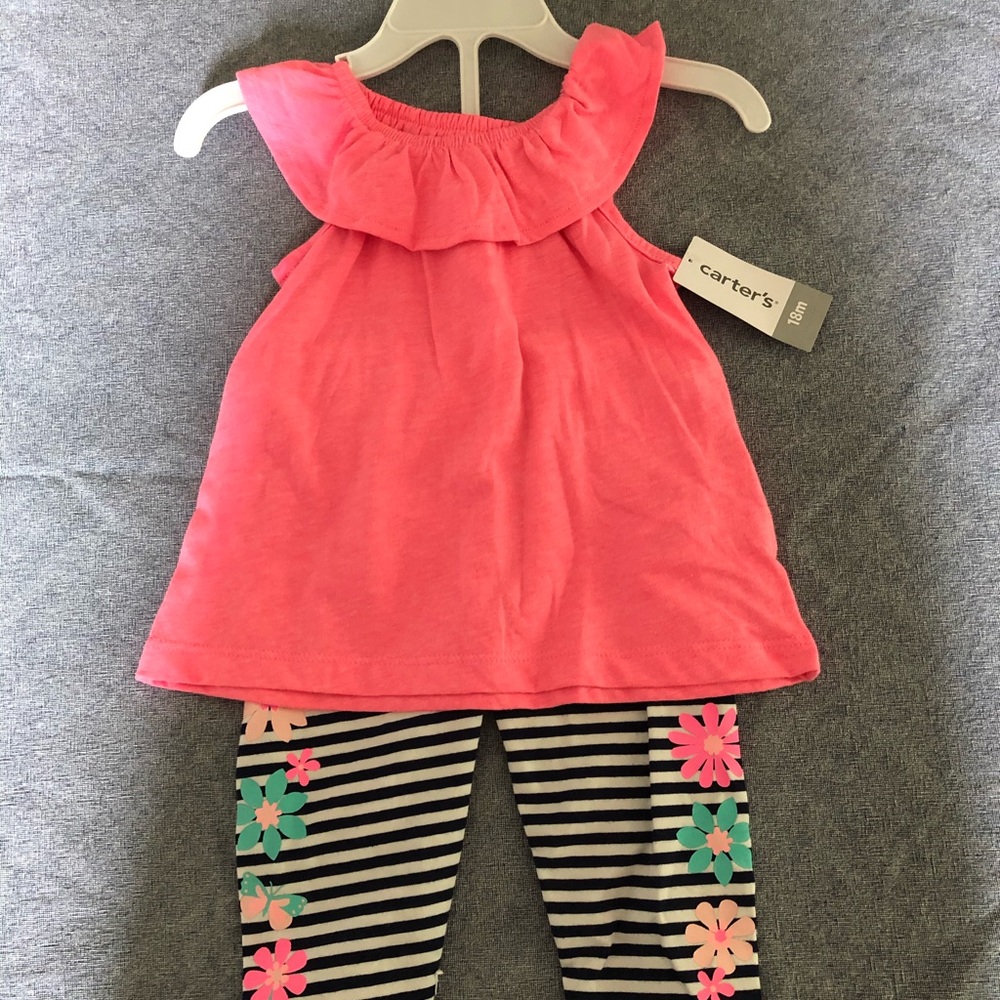 NWT Carters 2-piece baby girl outfit